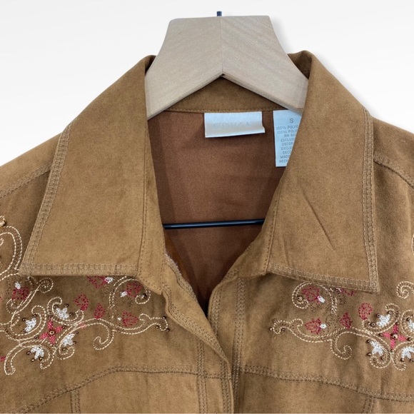 Erika Brown Soft Button down with Embroidered details size Large - Picture 2 of 8